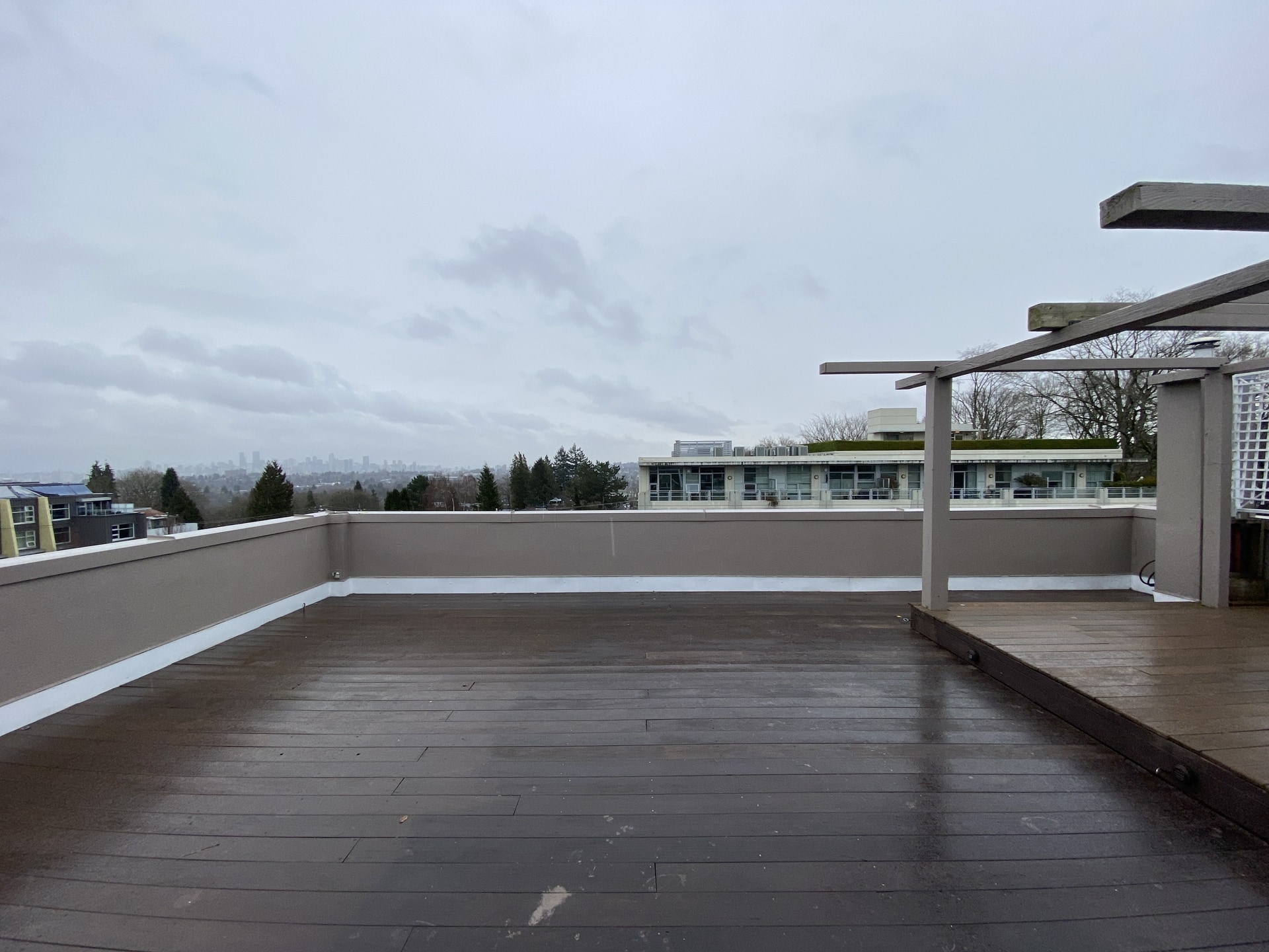 Dunbar Townhome! Jaw-Dropping Private Rooftop Views!